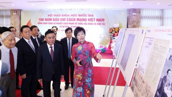 3 Ủy viên Bộ Chính trị và nhiều lãnh đạo dự hội thảo 100 năm Báo chí cách mạng Việt Nam đồng hành cùng sự nghiệp vẻ vang của Đảng và dân tộc