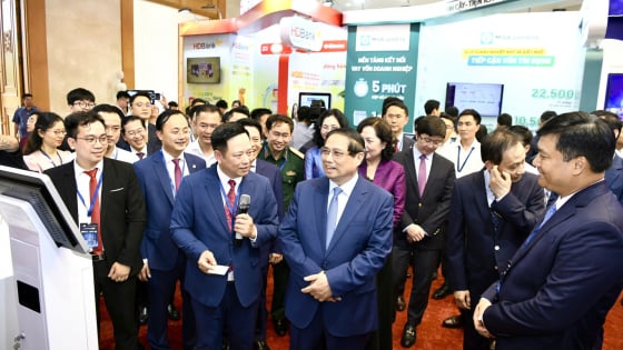 Chuyển đổi số ngành Ngân hàng 2025: Kiến tạo hệ sinh thái tài chính thông minh, nhân văn và toàn diện