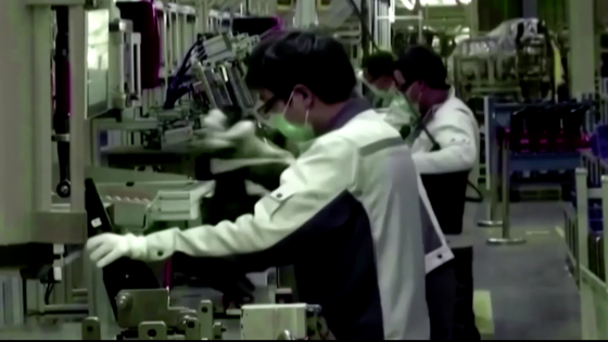 Sản xuất của các nhà máy ở Châu Á gồm cả Việt Nam giảm mạnh do thuế quan của Mỹ