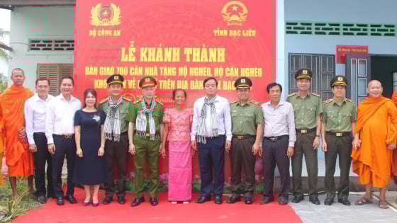 Hàng nghìn căn nhà kiên cố thay cho nhà tranh, mái lá dành cho người nghèo ở Bạc Liêu