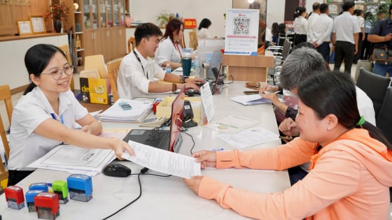 Từ 1/7 TP.HCM không còn cấp huyện, vậy những cán bộ huyện sẽ đi đâu?