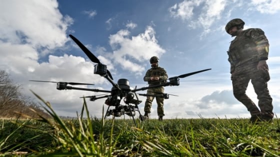 Mặt trận của Lực lượng vũ trang Ukraine 'sụp đổ' trải dài 40 km