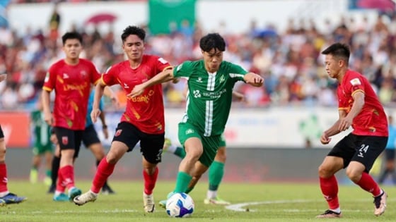 Tin nóng 23/6: Tỷ phú nổi danh Bình Phước treo thưởng 10 tỷ đồng cho Công Phượng và đồng đội?