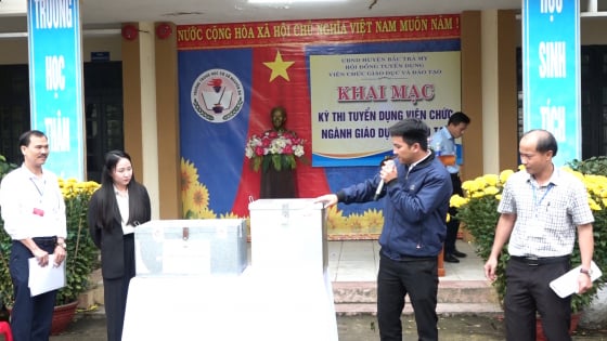 Trước giờ về “chung nhà” với Đà Nẵng, 22 người trúng tuyển viên chức giáo dục ở Quảng Nam vẫn chưa được tiếp nhận việc làm 