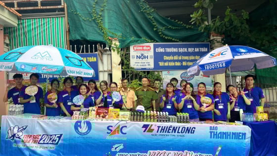Thiếu tá công an ở Bình Tân nhanh trí giúp nữ sinh quên căn cước kịp giờ thi tốt nghiệp