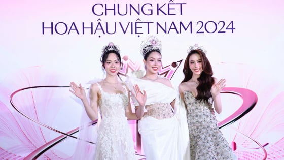  Top 3 Hoa hậu Việt Nam 2022 đọ nhan sắc cùng Trần Tiểu Vy, Đỗ Thị Hà trên thảm đỏ