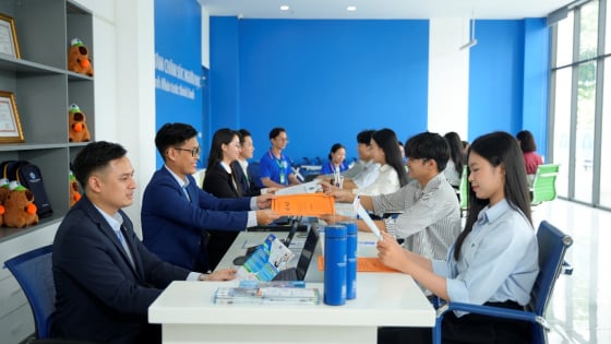 Trường Đại học Văn Hiến tiếp sức thí sinh vào đại học