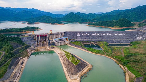 NÓNG: Hôm nay, 29/6, Bộ trưởng Bộ Nông nghiệp và Môi trường lệnh Thủy điện Tuyên Quang mở liên tiếp 2 cửa xả đáy xả lũ 