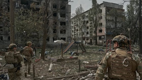Nga đưa 110.000 quân tiến sát thành phố chiến lược của Ukraine
