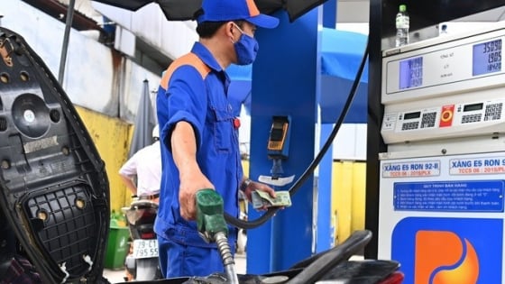 Đại lý xăng dầu 'kêu trời' vì bị 'bóp' chiết khấu 0 đồng