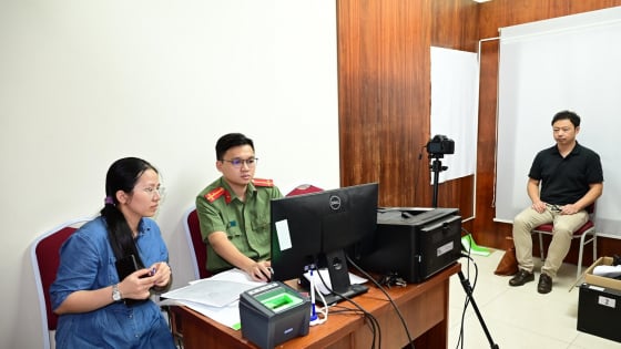 Hải Phòng triển khai thí điểm cấp tài khoản định danh điện tử mức độ 2 cho người nước ngoài 