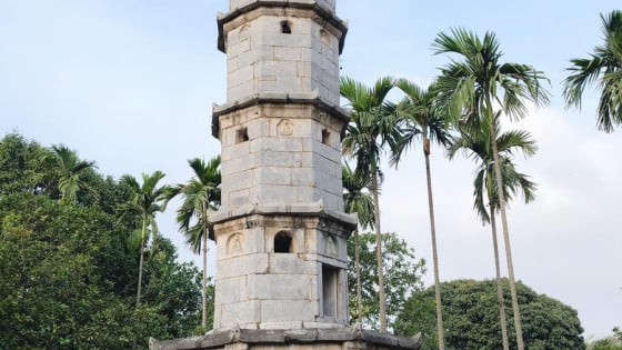 Ẩn số ngàn năm chưa giải ở chùa Bút Tháp: Bức chạm đá tiết lộ điều gì về giấc mộng công danh?