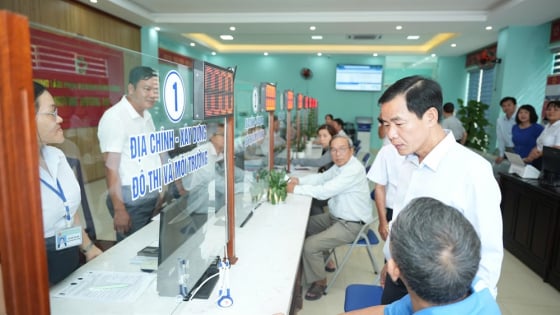 Huế có 17.867 cán bộ, công chức, viên chức chuyển về công tác tại cấp xã, 132 trụ sở dôi dư 