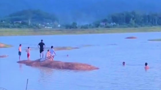Tìm thấy thi thể hai học sinh ở đập nước thuỷ lợi tại Nghệ An