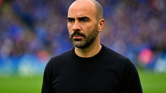 HLV Maresca sẽ dùng “bài vở” gì khi đối đầu PSG?