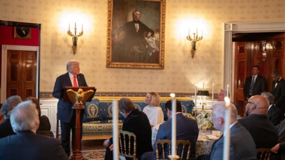 'Sẽ có nhiều bất ngờ lớn', Điện Kremlin chờ đợi tuyên bố của ông Trump về Nga
