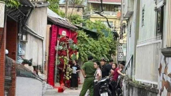 Nghệ An: Vợ gục trong vũng máu, lực lượng chức năng khống chế người chồng