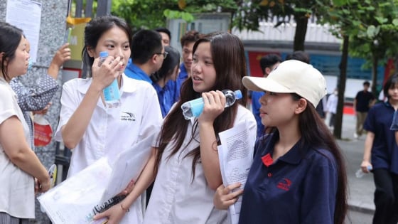 Điểm chuẩn, điểm sàn đại học 2025: Những trường đầu tiên công bố 