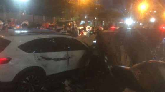 Vụ tai nạn liên hoàn ở Hà Nội: Có 2 trẻ bị thương nặng, 1 trẻ phải thở máy