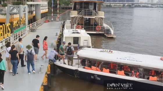 Vì sao TP.HCM giàu tiềm năng du lịch sông nước nhưng lại thiếu bến bãi, kiến nghị hoài vẫn chưa thấy?