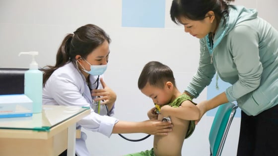 TP.HCM siết chặt bán kháng sinh: Người dân khó mua thuốc không kê đơn 