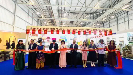 Đưa tinh hoa làng nghề Hà Nội “đặt chân” vào thị trường Anh và Châu Âu tại Hội chợ thủ công mỹ nghệ Home & Gift 2025