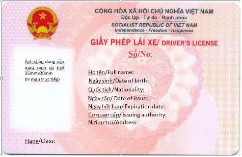 Trước ngày 1/1/2026, 6 trường hợp nếu không đổi hoặc cấp lại Giấy phép lái xe có thể bị xử phạt