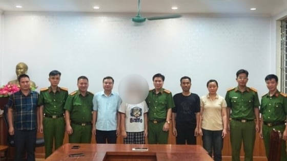Kịch bản lừa đảo như phim ở Ninh Bình: 'Công an giả' dùng lệnh bắt qua Zoom, ép nữ sinh tự trói mình tống tiền gia đình