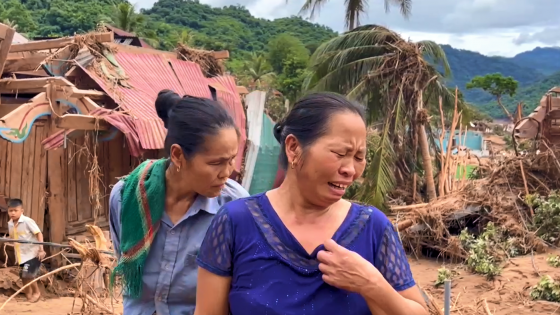 Chạy lũ trở về, người dân xã Mỹ Lý,Nghệ An khóc ròng vì nhà đã bị cuốn trôi hết