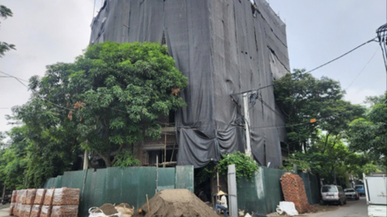 Chủ tịch Hà Nội chỉ đạo phường Thanh Liệt xử lý nghiêm vụ đất cụm công nghiệp bị xẻ thịt làm biệt thự, nhà cao tầng