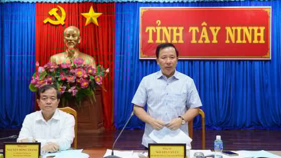 Chủ tịch UBND tỉnh Tây Ninh (mới) chỉ đạo tại cuộc họp về tiến độ các dự án trọng điểm trên địa bàn tỉnh Tây Ninh (cũ)