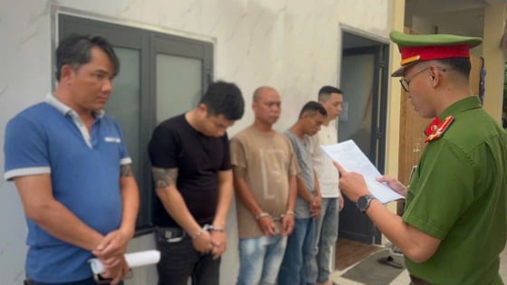Đà Nẵng: Đánh bạc trong đám tang, 6 người bị khởi tố