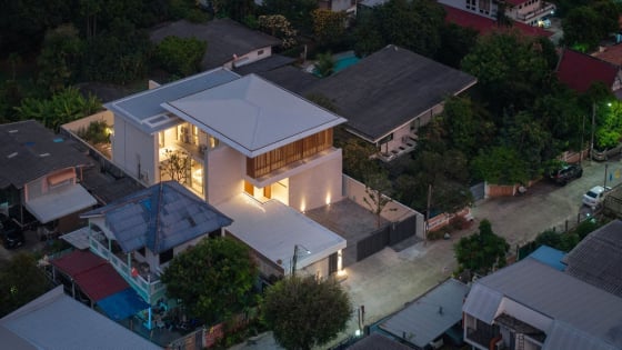 Giải bài toán “mở nhưng vẫn đủ kín” trong căn biệt thự giữa lòng phố thị