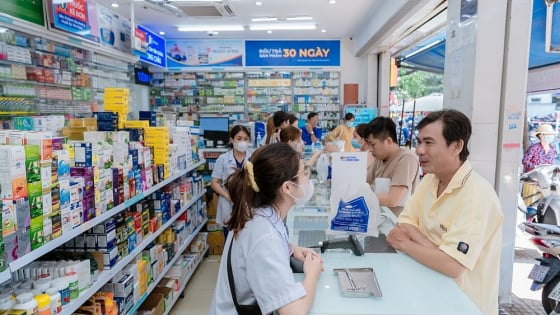 Tuyên chiến với thuốc giả, chuỗi nhà thuốc thu 90 tỷ mỗi ngày