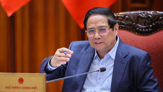 Thủ tướng: Mục tiêu tăng trưởng 8,3-8,5%, giao nhiệm vụ cho từng bộ, địa phương, doanh nghiệp