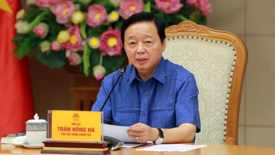 Họp với 17 tỉnh về đất đai, Phó Thủ tướng chỉ đạo làm rõ việc người dân phải nộp nhiều tiền do giá đất tăng cao