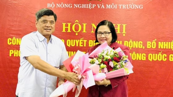 Bà Huỳnh Kim Định được bổ nhiệm giữ chức Phó Giám đốc Trung tâm Khuyến nông Quốc gia