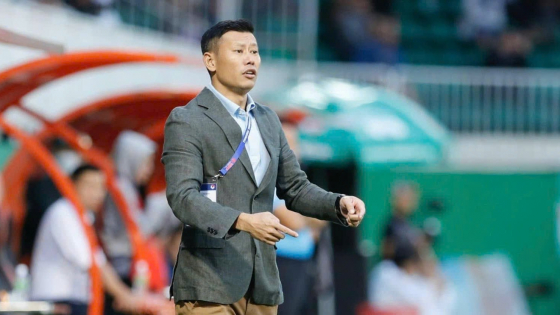 Chỉ có 2 tuần chuẩn bị V.League, HLV Thạch Bảo Khanh nói không ngại