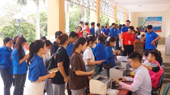 Dự đoán điểm chuẩn đại học 2025: Các trường Sư phạm 'tiết lộ' có biến động 