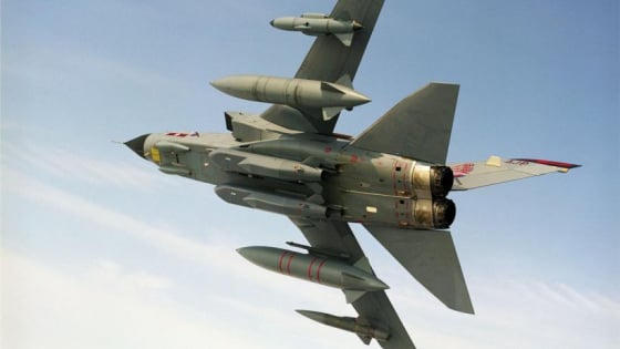 Nga bắn hạ 240 máy bay không người lái của Ukraine và 8 tên lửa Storm Shadow của Anh 