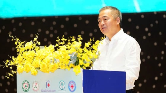 Người kế nhiệm PGS.TS.BS Nguyễn Lân Hiếu: 'Chúng tôi chia tay để thầy đi làm những việc lớn lao hơn'