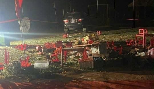 Nguyên nhân ban đầu vụ ô tô đâm vào đám đông ở Lào Cai khiến 1 cháu nhỏ tử vong, nhiều người bị thương