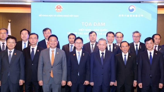 Tổng Bí thư Tô Lâm lấy “kỳ tích sông Hàn” làm minh chứng cho sự phát triển kinh tế bằng khoa học công nghệ