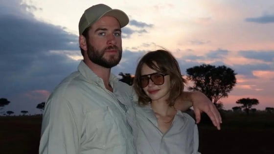 'Thần sấm' Liam Hemsworth 'dính' tin đồn đính hôn
