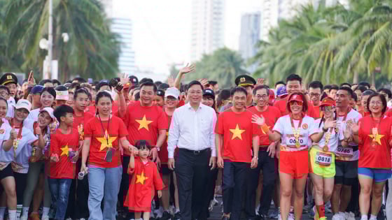 Đà Nẵng: Hơn 33 nghìn cán bộ, chiến sĩ cùng người dân góp bước chân đoàn kết