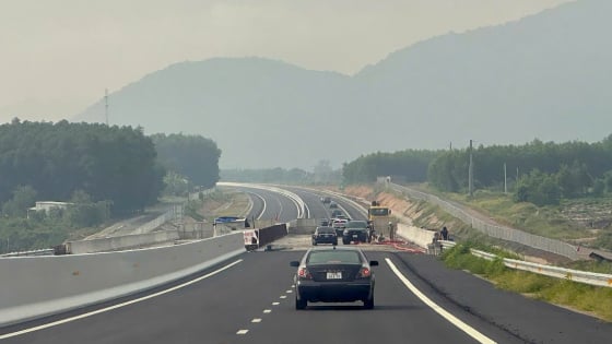 Rút ngắn thời gian từ trung tâm TP.HCM tới biển còn 2 giờ, cao tốc sẽ mở lối phát triển mới