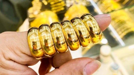 Giá vàng hôm nay 21/8: Vàng nhẫn lập đỉnh 120,2 triệu đồng/lượng