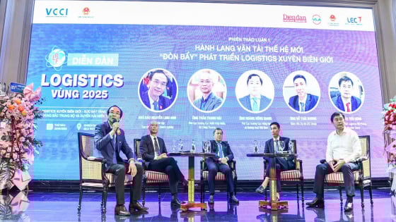 Gỡ điểm nghẽn, phát triển logistics xuyên biên giới tại Bắc Trung Bộ và duyên hải miền Trung