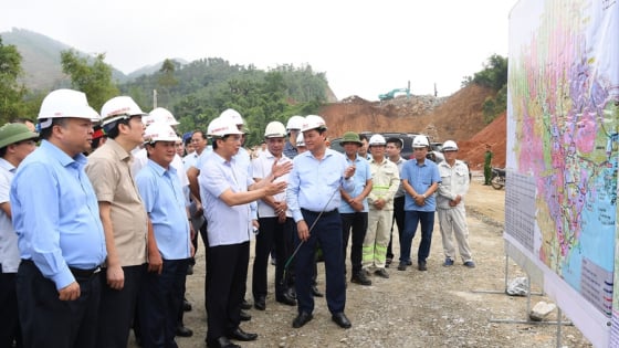 Tập trung máy móc, nhân lực để tăng tốc tiến độ 4 dự án cao tốc trọng điểm phía Bắc