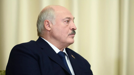 Tổng thống Belarus Lukashenko bất ngờ tuyên bố đã xác định được một 'mục tiêu rất nguy hiểm' gần Belarus